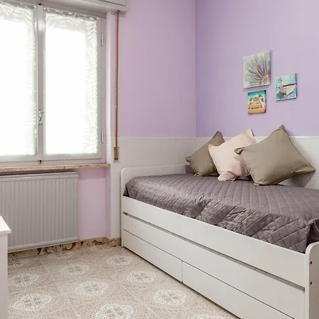 H11 House Of Colors Parcheggio Apartamento